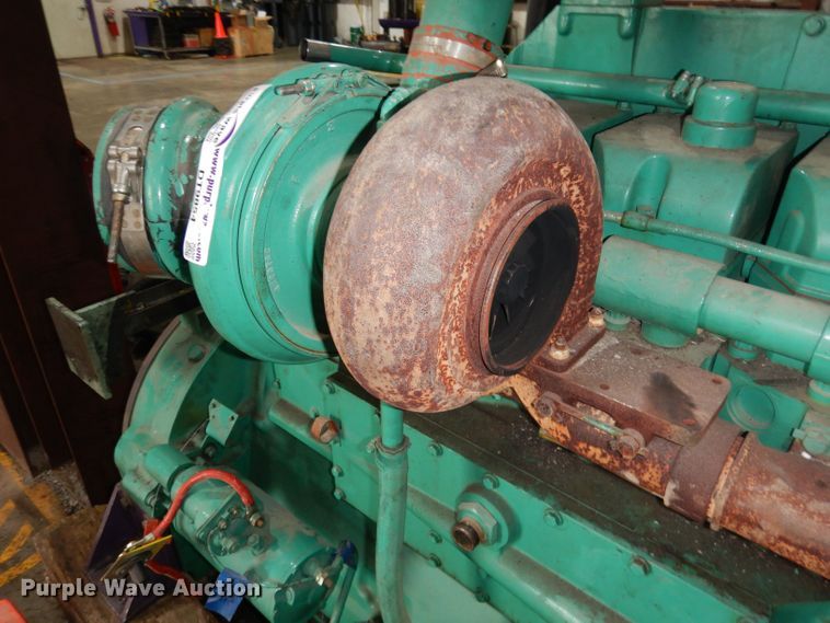 image for item DT9854 Cummins  engine