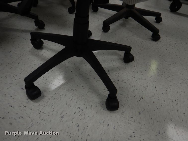 image for item IM9744 (13) chairs