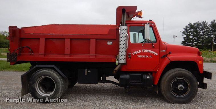 image for item IM9980 1989 International S1954  dump truck