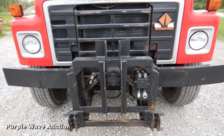 image for item IM9980 1989 International S1954  dump truck