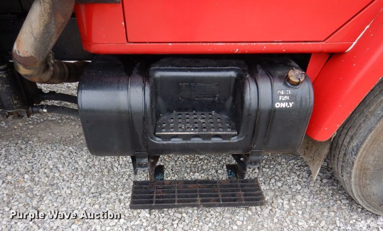 image for item IM9980 1989 International S1954  dump truck