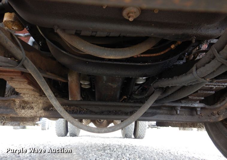 image for item IM9980 1989 International S1954  dump truck