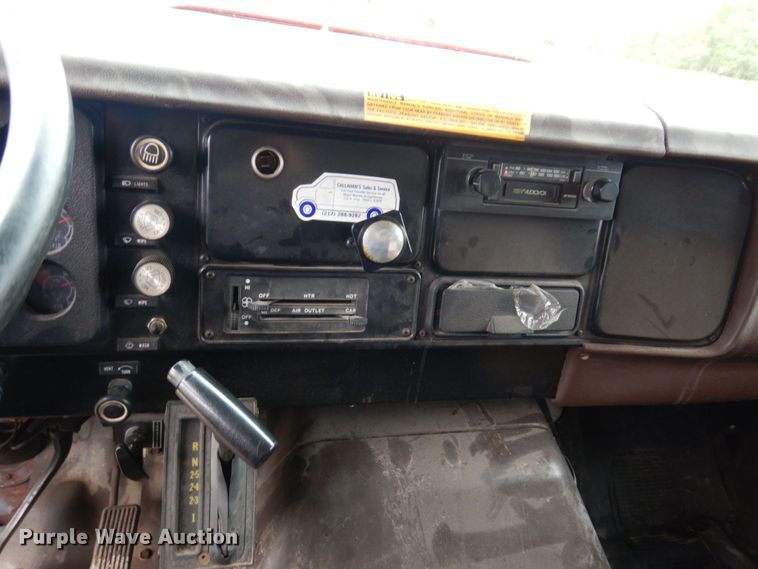 image for item IM9980 1989 International S1954  dump truck