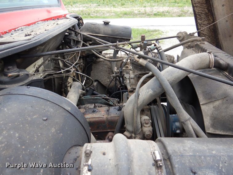 image for item IM9980 1989 International S1954  dump truck