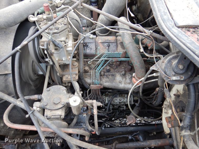 image for item IM9980 1989 International S1954  dump truck