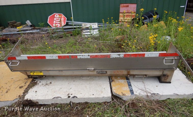 image for item IM9982 (3) end gate spreaders