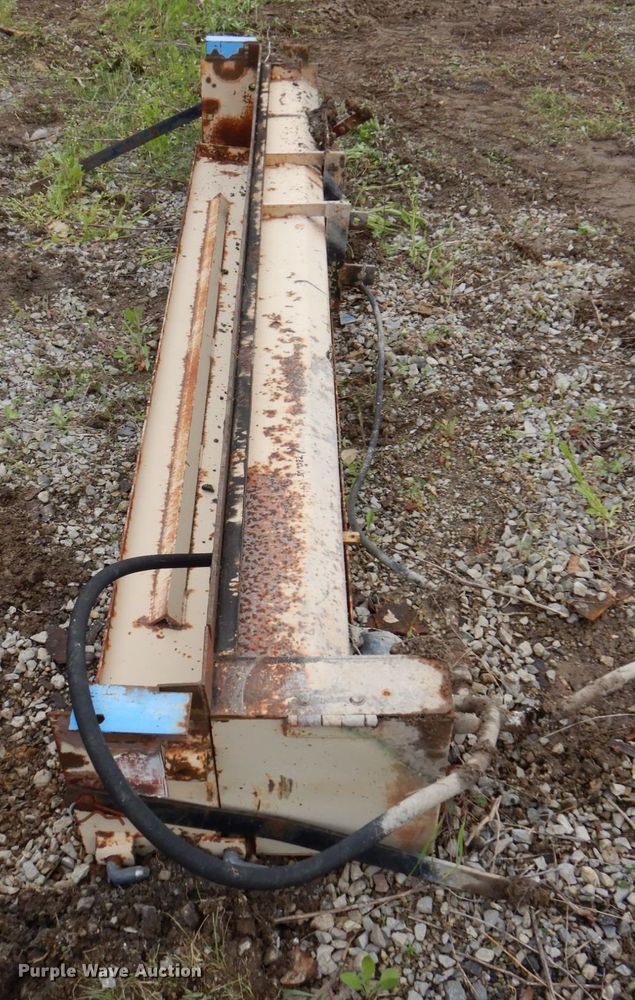 image for item IM9982 (3) end gate spreaders