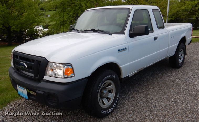 image for item IM9986 2011 Ford Ranger  SuperCab pickup truck