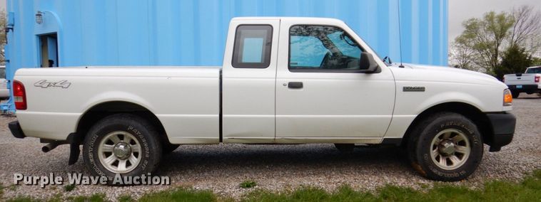 image for item IM9986 2011 Ford Ranger  SuperCab pickup truck