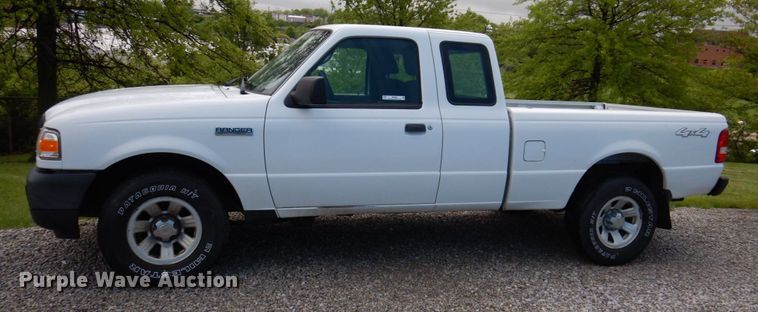 image for item IM9986 2011 Ford Ranger  SuperCab pickup truck