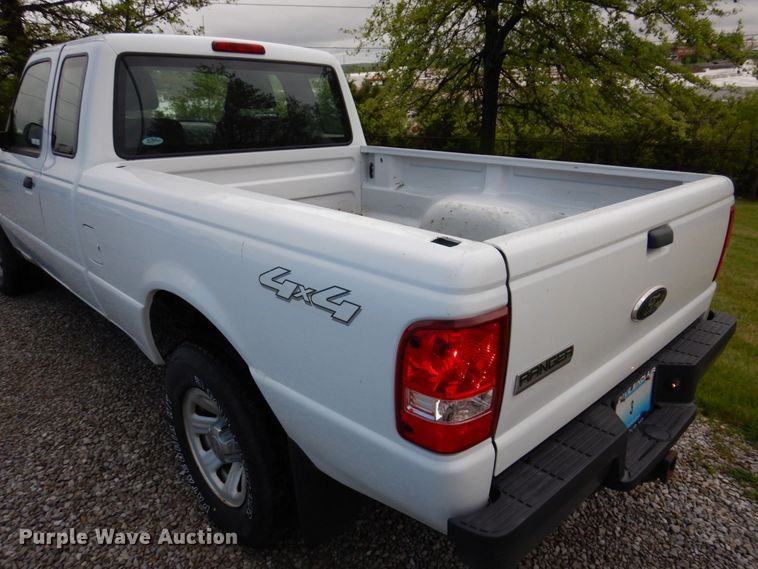 image for item IM9986 2011 Ford Ranger  SuperCab pickup truck