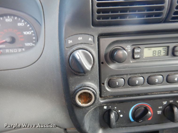 image for item IM9986 2011 Ford Ranger  SuperCab pickup truck