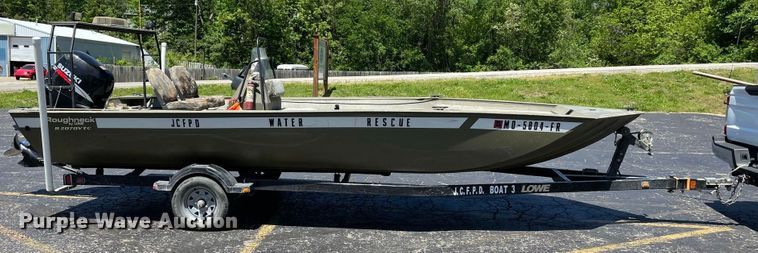 image for item JC9862 2008 Roughneck R2070VTC  boat