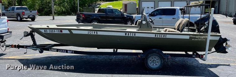 image for item JC9862 2008 Roughneck R2070VTC  boat