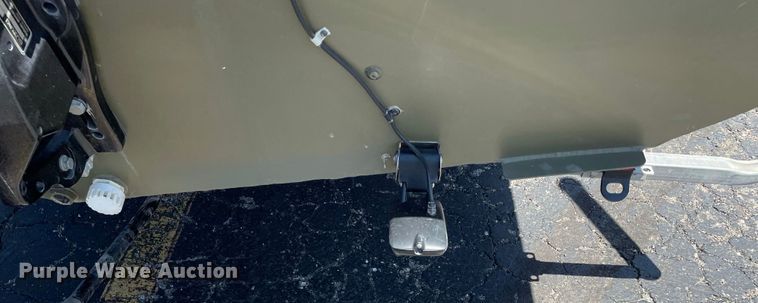image for item JC9862 2008 Roughneck R2070VTC  boat