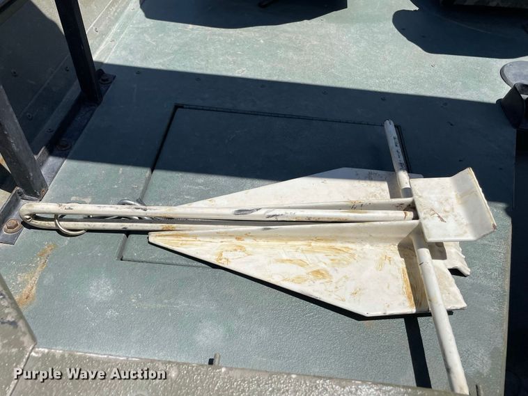 image for item JC9862 2008 Roughneck R2070VTC  boat