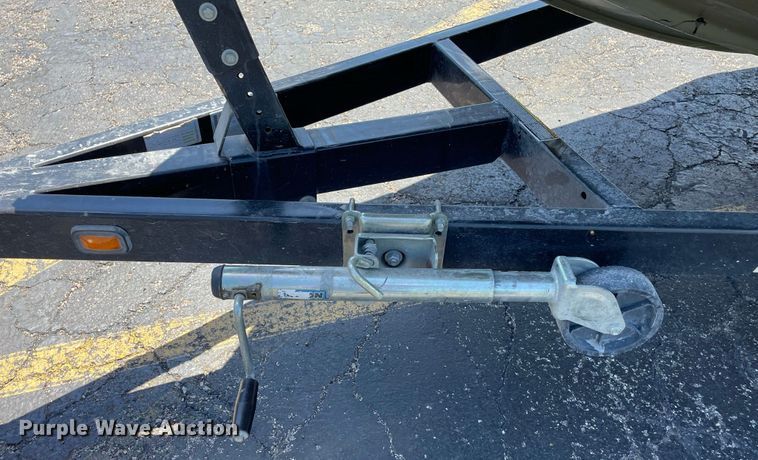 image for item JC9862 2008 Roughneck R2070VTC  boat