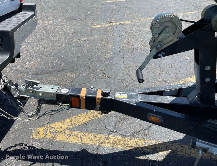 image for item JC9862 2008 Roughneck R2070VTC  boat