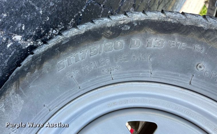 image for item JC9862 2008 Roughneck R2070VTC  boat