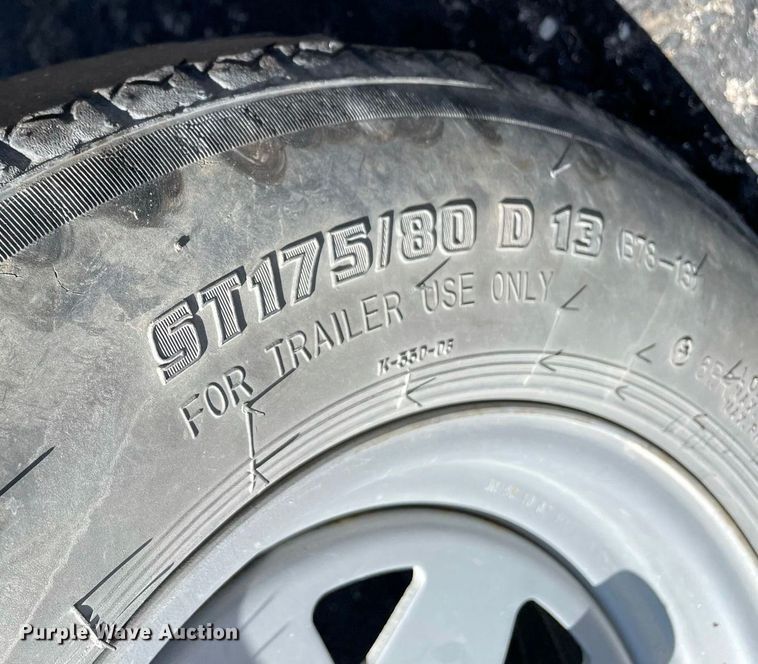 image for item JC9862 2008 Roughneck R2070VTC  boat