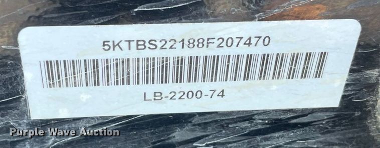 image for item JC9862 2008 Roughneck R2070VTC  boat