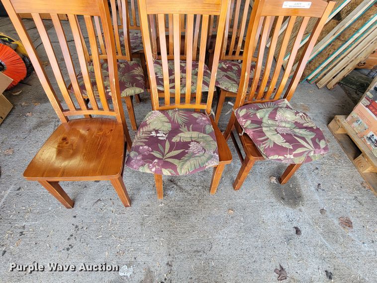 image for item JL9479 (9) chairs