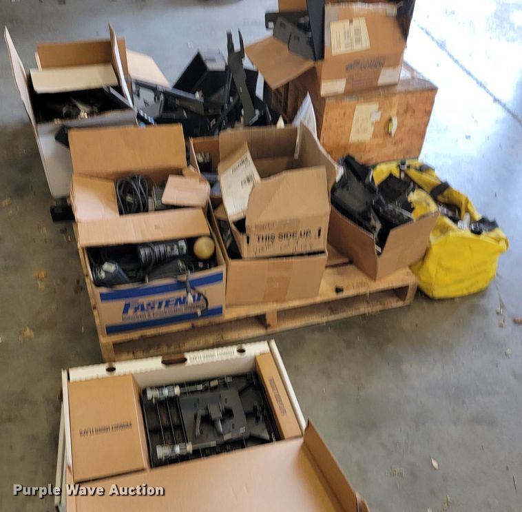 image for item JL9481 Law enforcement equipment