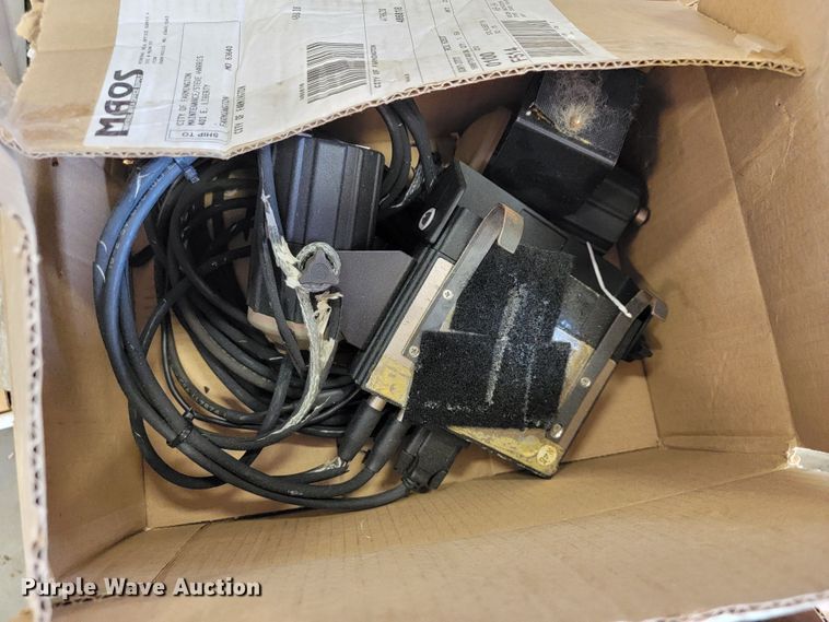 image for item JL9481 Law enforcement equipment