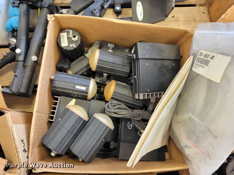 image for item JL9481 Law enforcement equipment