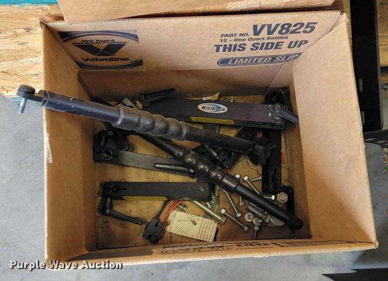 image for item JL9481 Law enforcement equipment