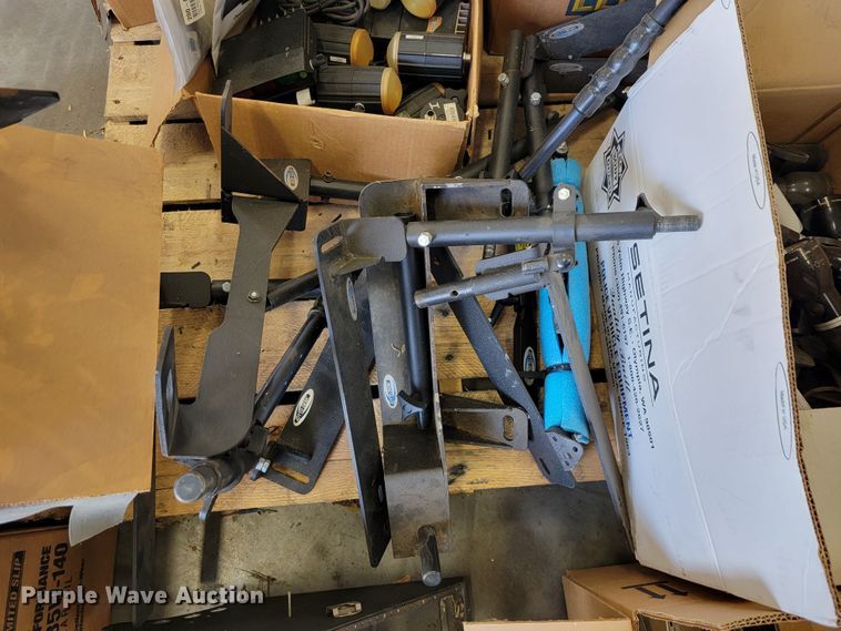 image for item JL9481 Law enforcement equipment