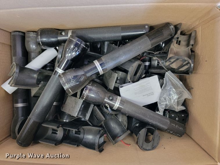 image for item JL9481 Law enforcement equipment