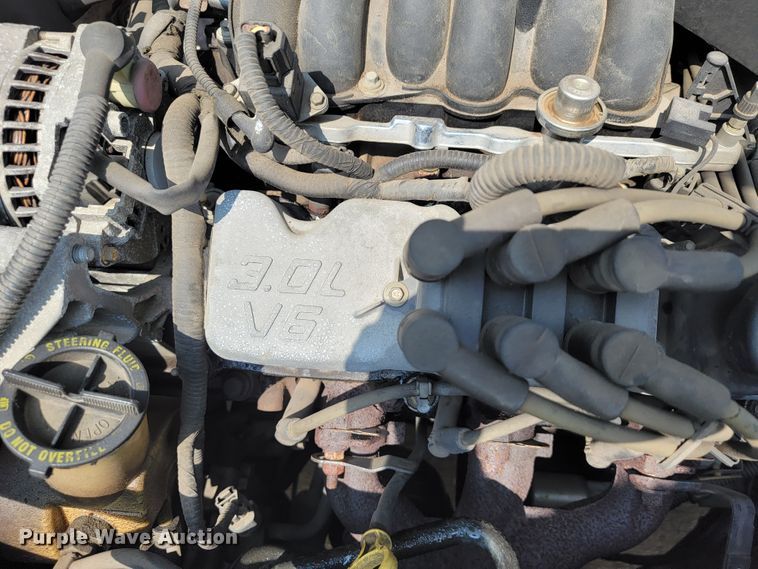 image for item JL9482 2002 Ford Taurus