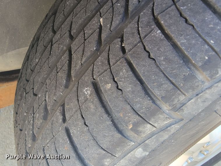 image for item JL9482 2002 Ford Taurus