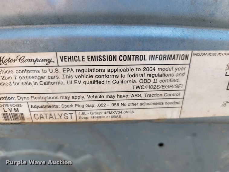 image for item JL9483 2004 Ford Crown Victoria Police Interceptor