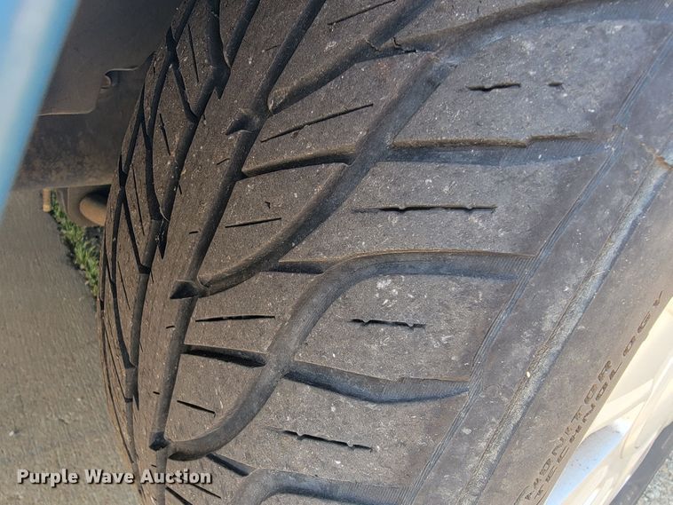 image for item JL9483 2004 Ford Crown Victoria Police Interceptor