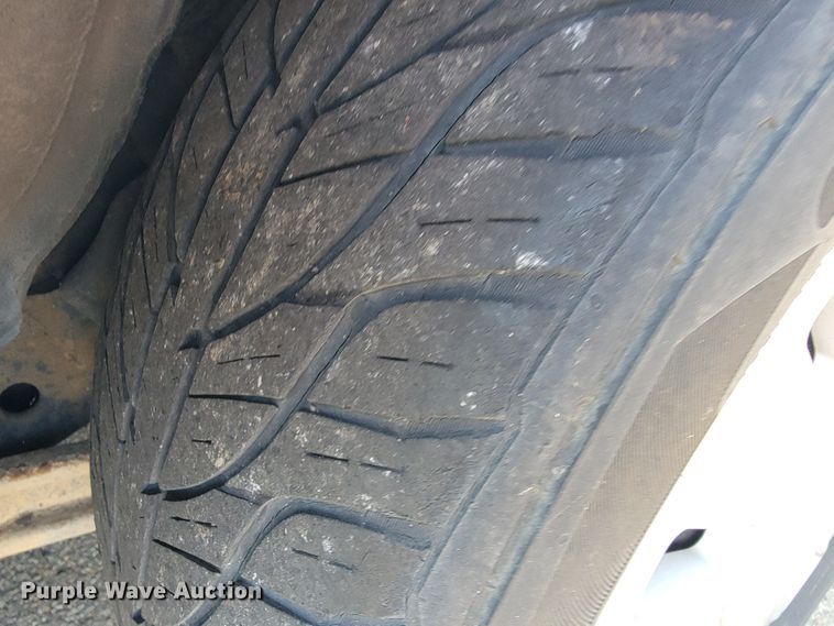 image for item JL9483 2004 Ford Crown Victoria Police Interceptor