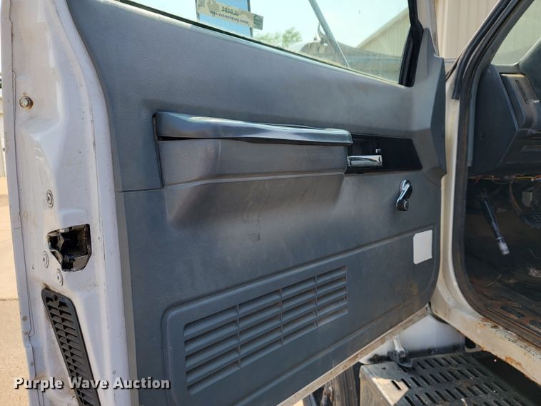 image for item JL9484 1990 GMC TopKick C6000  dump flatbed truck