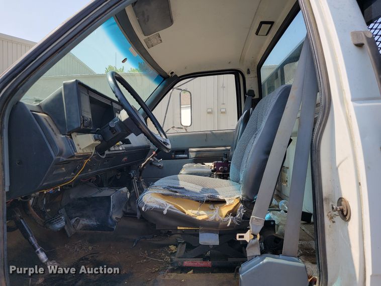 image for item JL9484 1990 GMC TopKick C6000  dump flatbed truck