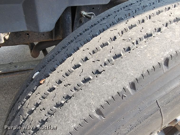 image for item JL9484 1990 GMC TopKick C6000  dump flatbed truck