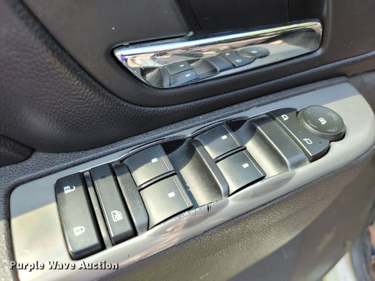 image for item JL9486 2011 Chevrolet Tahoe Police  SUV