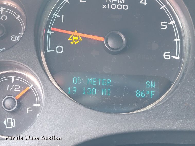 image for item JL9486 2011 Chevrolet Tahoe Police  SUV