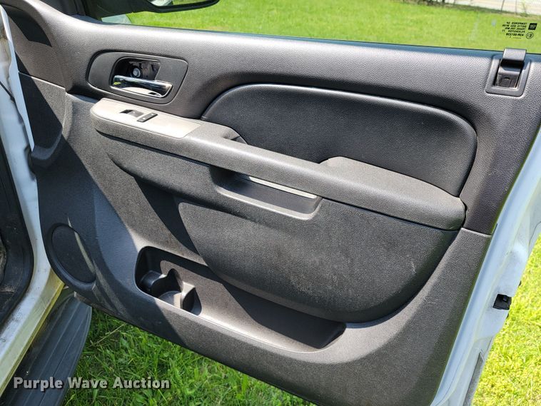 image for item JL9486 2011 Chevrolet Tahoe Police  SUV