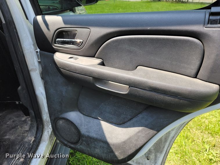 image for item JL9486 2011 Chevrolet Tahoe Police  SUV