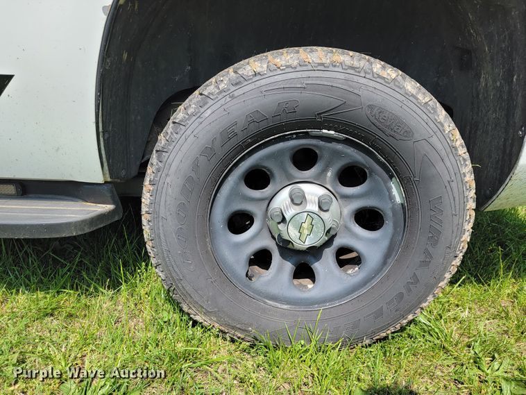 image for item JL9486 2011 Chevrolet Tahoe Police  SUV