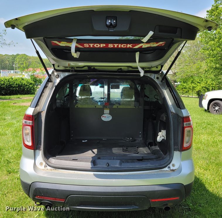 image for item JL9487 2013 Ford Explorer Police Interceptor  SUV