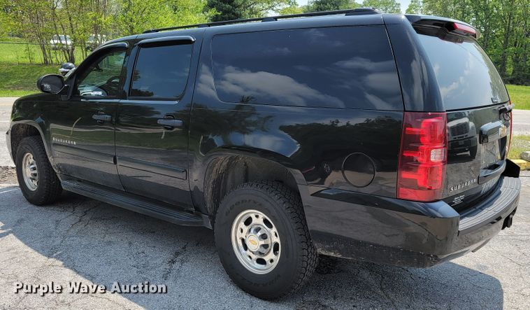 image for item JL9489 2007 Chevrolet Suburban 2500  SUV