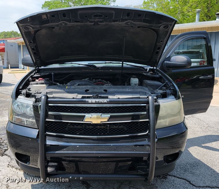 image for item JL9489 2007 Chevrolet Suburban 2500  SUV