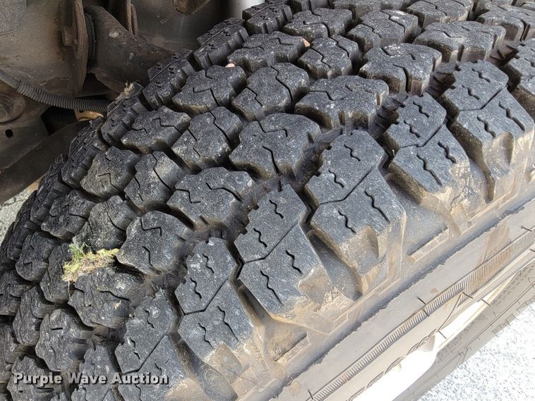 image for item JL9489 2007 Chevrolet Suburban 2500  SUV