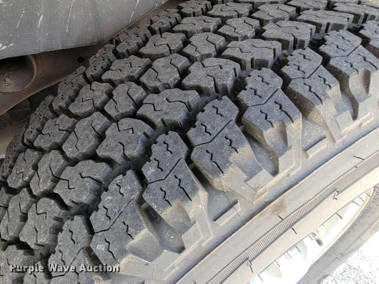 image for item JL9489 2007 Chevrolet Suburban 2500  SUV